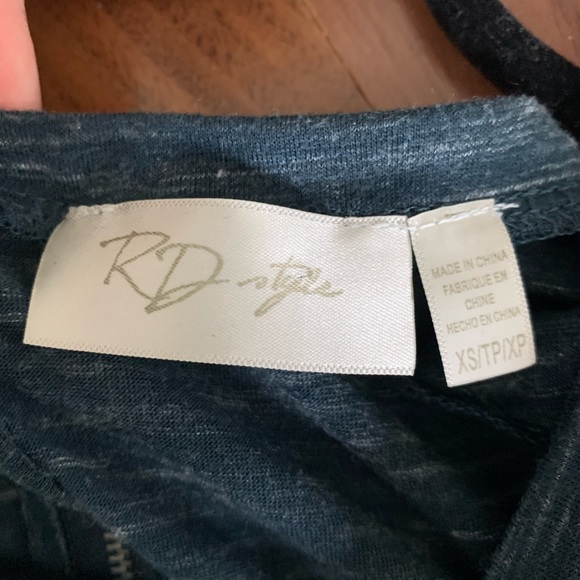 Tank Top with Chiffon Layer - Picture 5 of 5